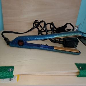 Ultra CHI Blue Glitter Hair Straightener